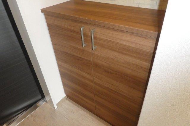 拡大写真:倉敷市美和2丁目 3階302のシューズボックス(イメージ)