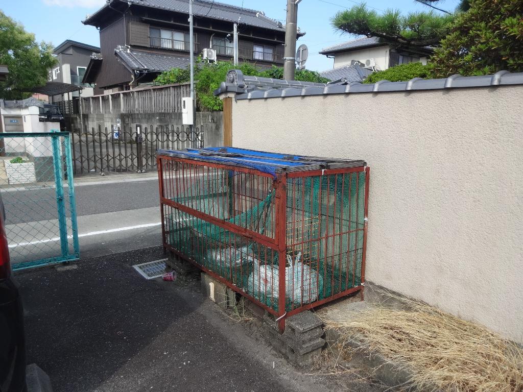 拡大写真:小宮ハイツ 1階103のゴミ捨て場(イメージ)