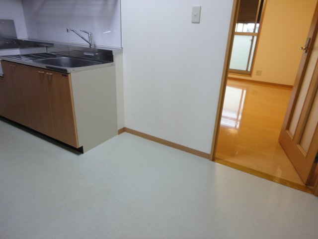 拡大写真:カプリ 1階101の室内設備