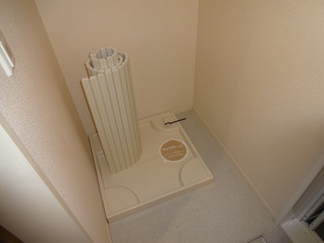 拡大写真:Prior 2階201の浴室乾燥機