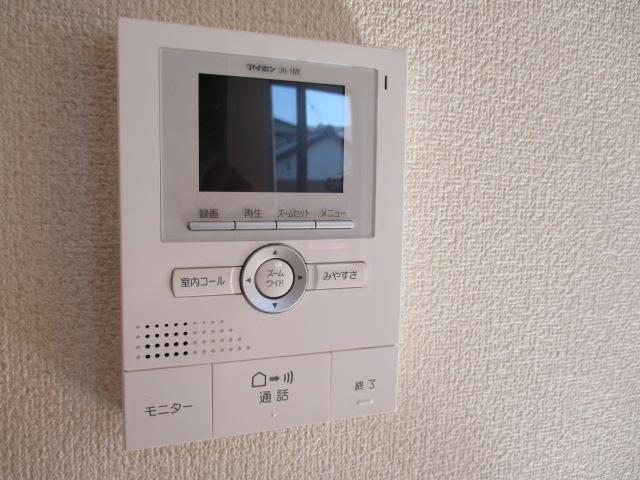 拡大写真：マロン 1階102のカメラ付インターホン