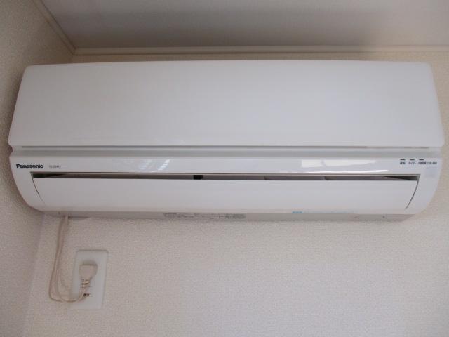 拡大写真：マロン 1階102のエアコン