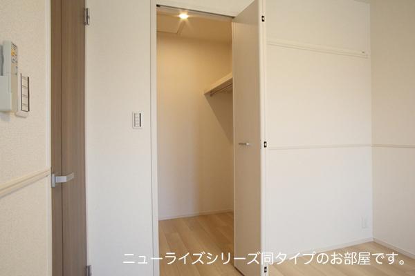 拡大写真:パーチェ・S Ⅱ 2階202の収納