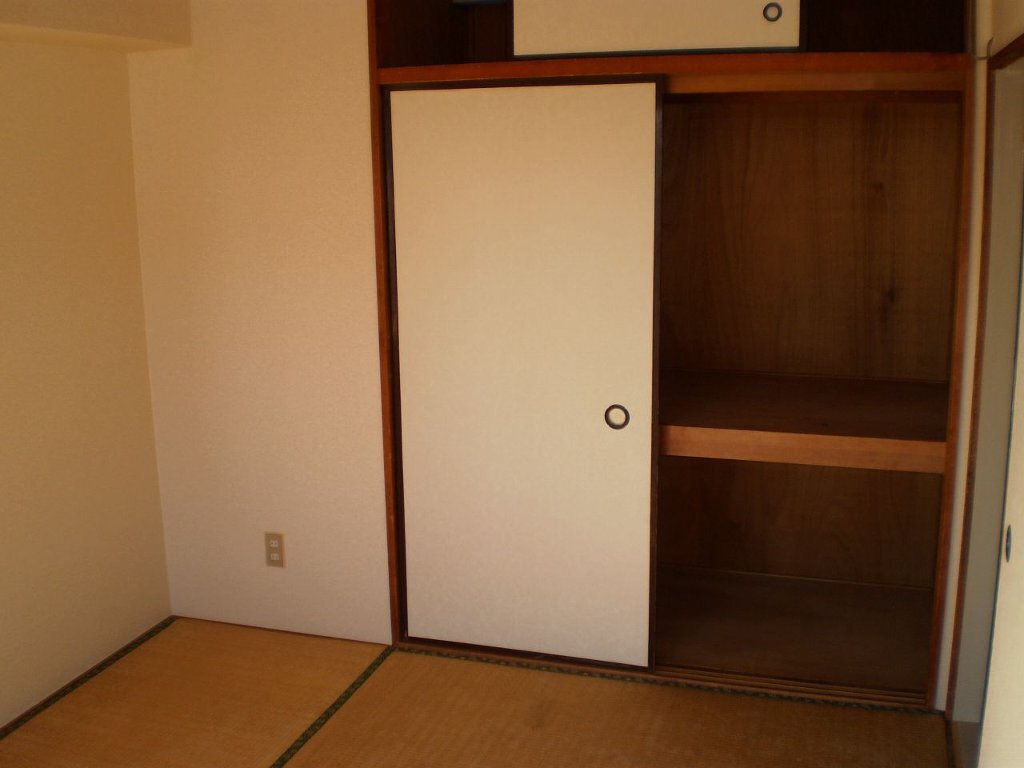 拡大写真:春日部市中央4丁目 3階307の室内設備(イメージ)