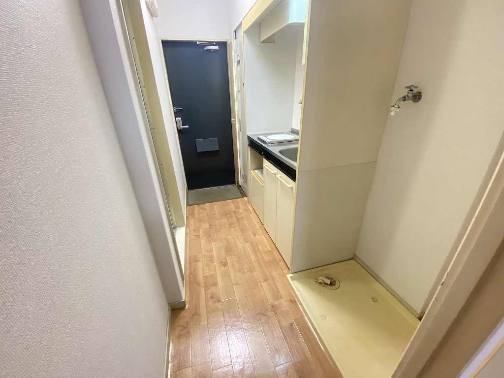 拡大写真:名古屋市中川区中島新町2丁目 1階106の廊下(イメージ)