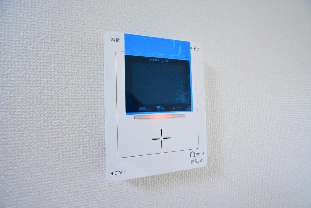 拡大写真:間渡里ハイツ 1階102のカメラ付インターホン(イメージ)