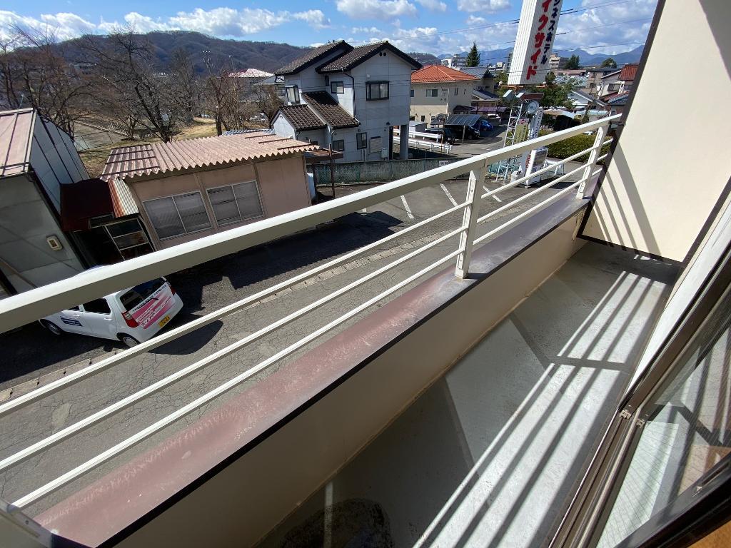 拡大写真：コーポイーストパーク 2階203のベランダ