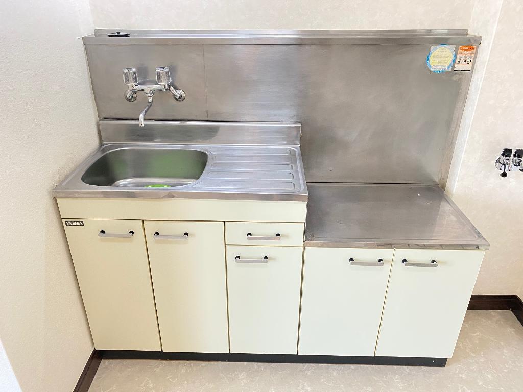 拡大写真：コーポイーストパーク 2階203のキッチン