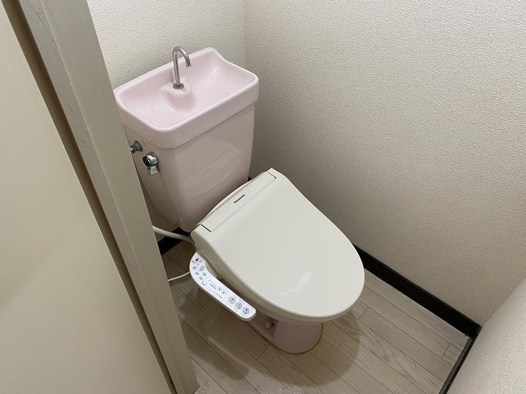拡大写真：コーポイーストパーク 2階203のシャワー付トイレ(イメージ)