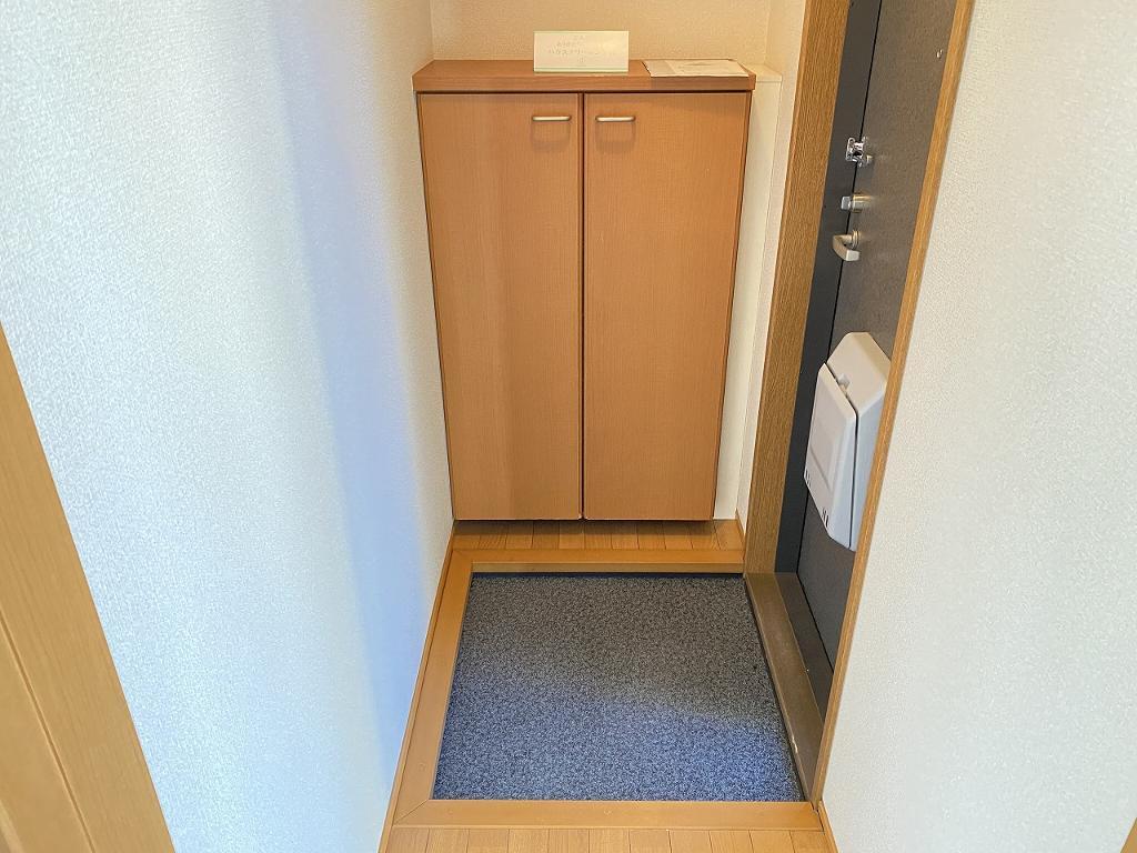 拡大写真:パティオ塩尻 1階101の玄関