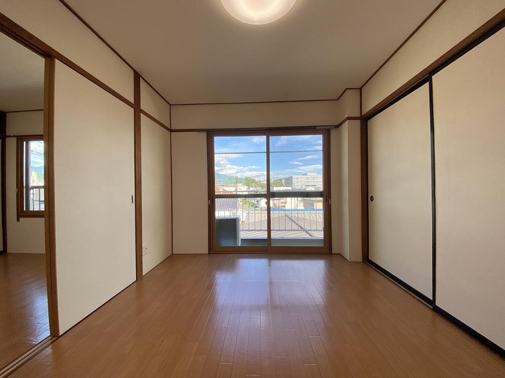 拡大写真:コーポミヤモト 3階302の洋室