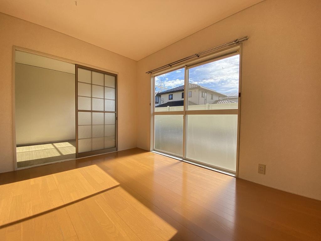 拡大写真:フレグランス・カナン 1階102の室内