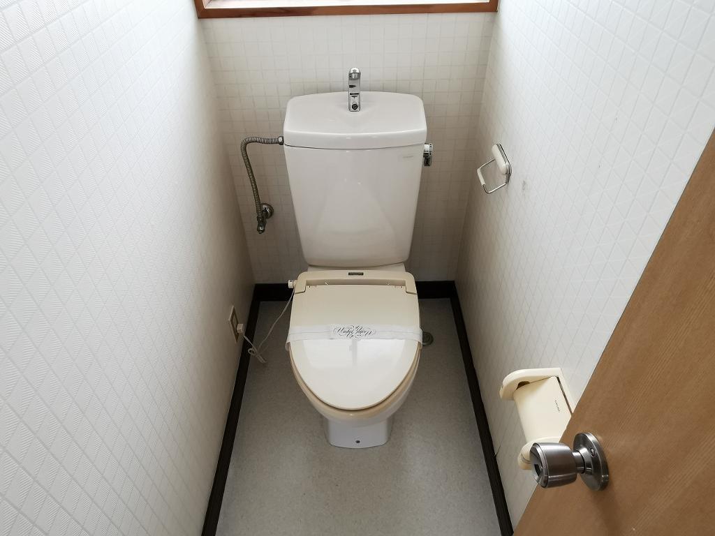 拡大写真:柳沢アパート1 1階201のトイレ