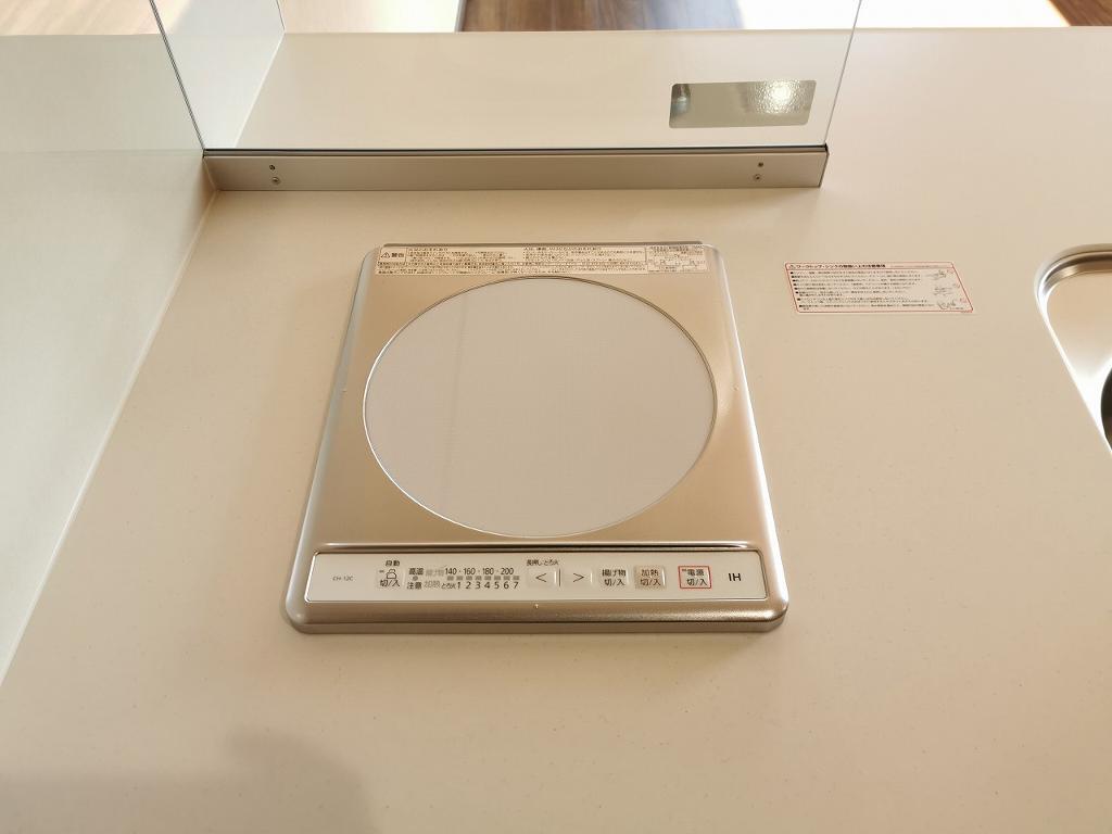 拡大写真:ガラ・プシケⅡ 3階305のキッチン