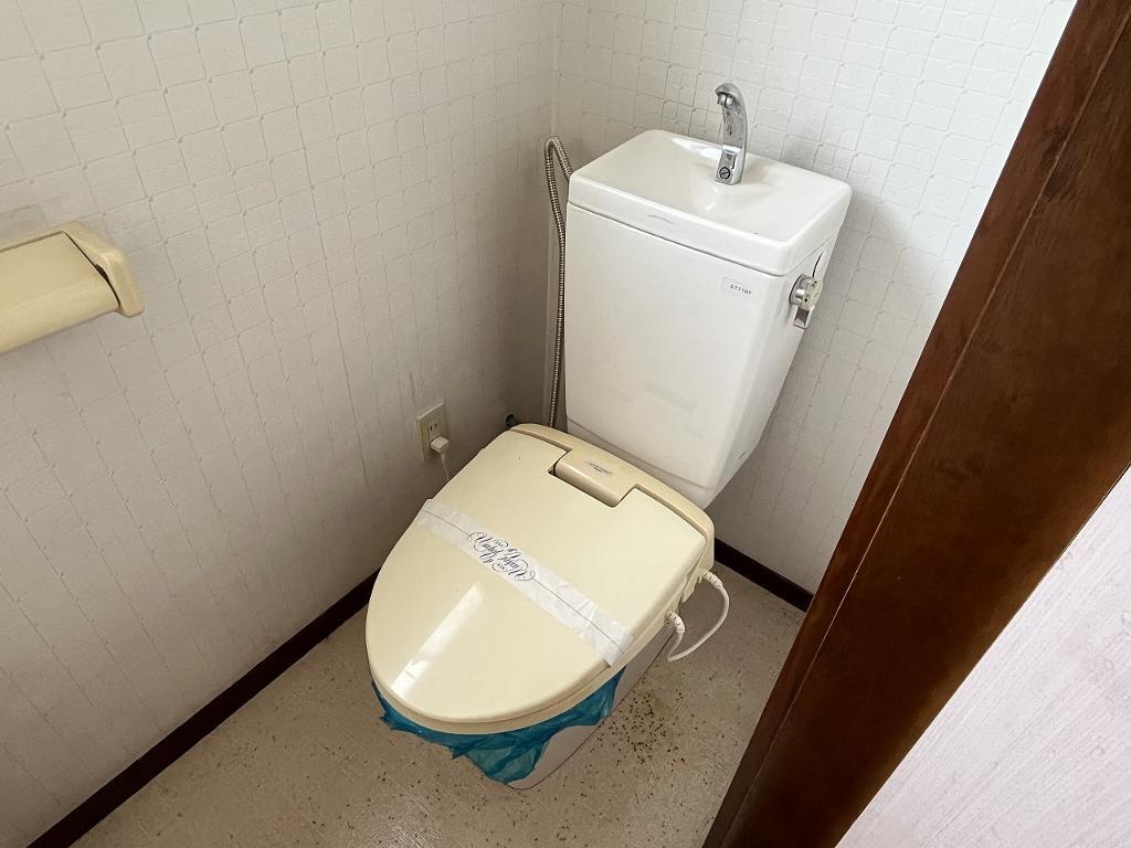 拡大写真：丸山住宅 Ｃ 2のトイレ