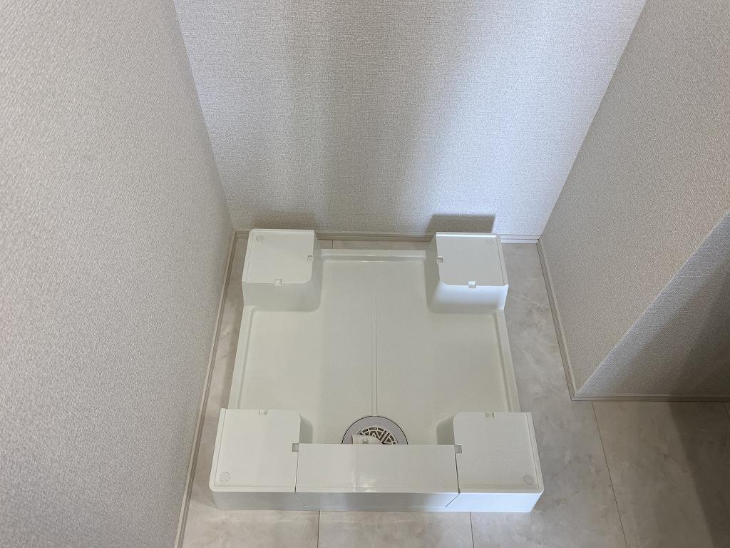 拡大写真:トリシア横町NORTH 2階206の洗濯機置場