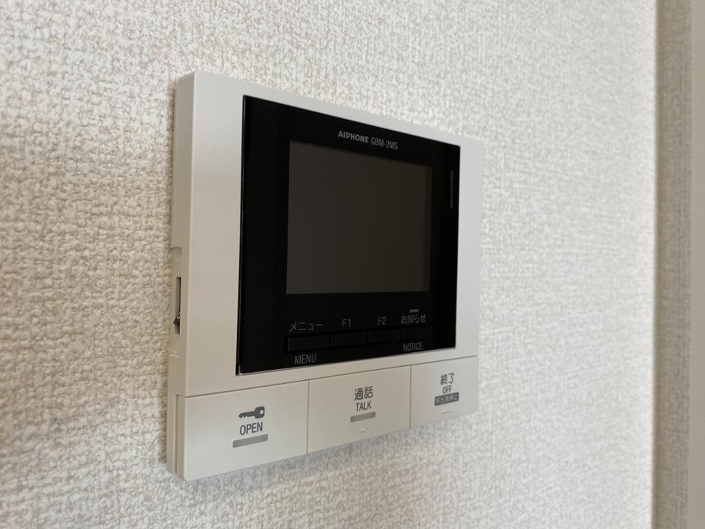 拡大写真:トリシア横町NORTH 2階206のカメラ付インターホン