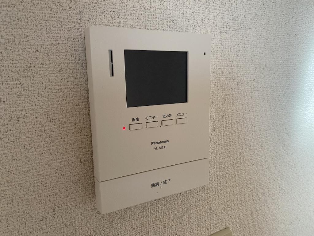 拡大写真:セジュール 1階102のカメラ付インターホン