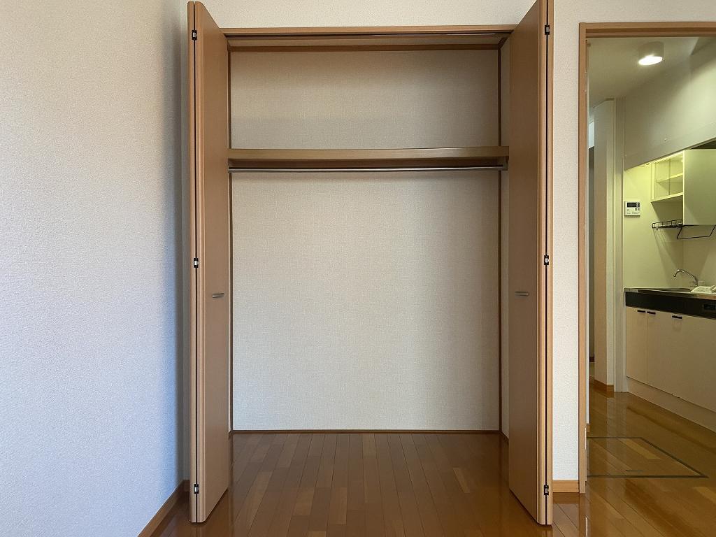 拡大写真:セジュール 1階102の収納
