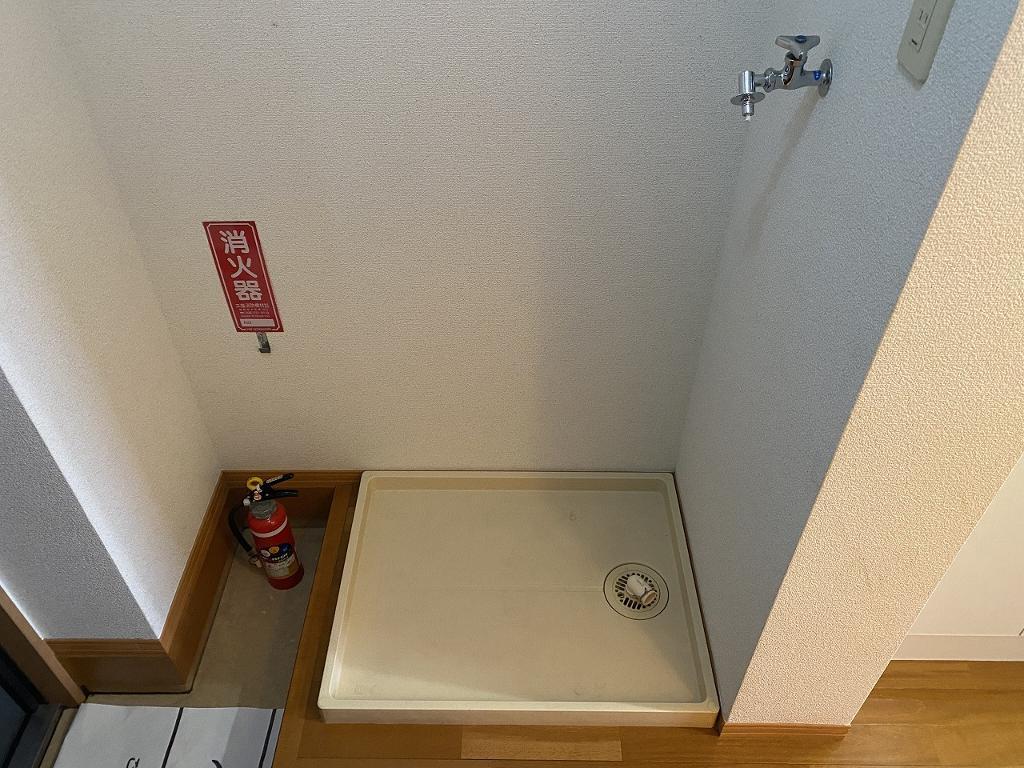 拡大写真:セジュール 1階102の洗濯機置場