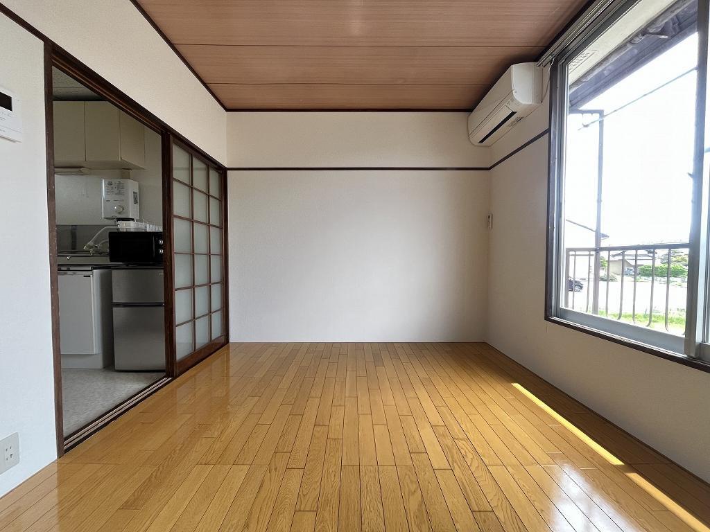 拡大写真:上田市下之郷 2階204の洋室