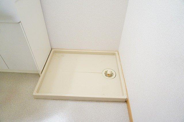 拡大写真：グランメゾンⅠ 1階101の洗濯機置場(イメージ)