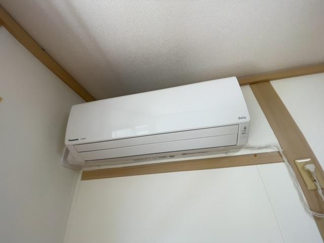 拡大写真:コーポ伊藤 1階102のエアコン