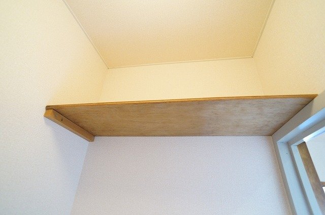 拡大写真:シャルムマスダⅡ 3階306のトイレ棚(イメージ)