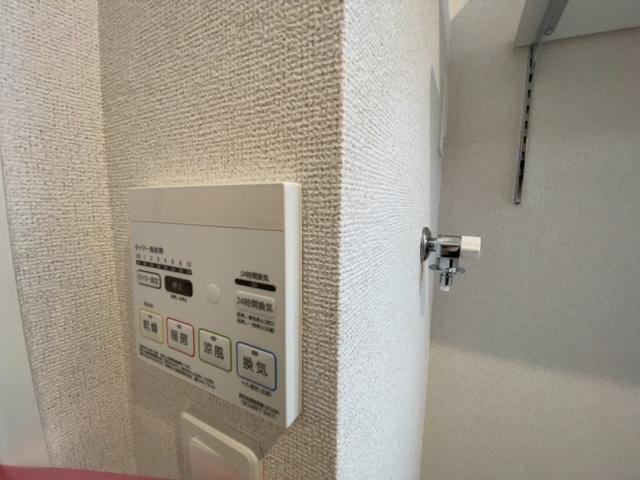 拡大写真:スターリット D 2階202の浴室乾燥機(イメージ)