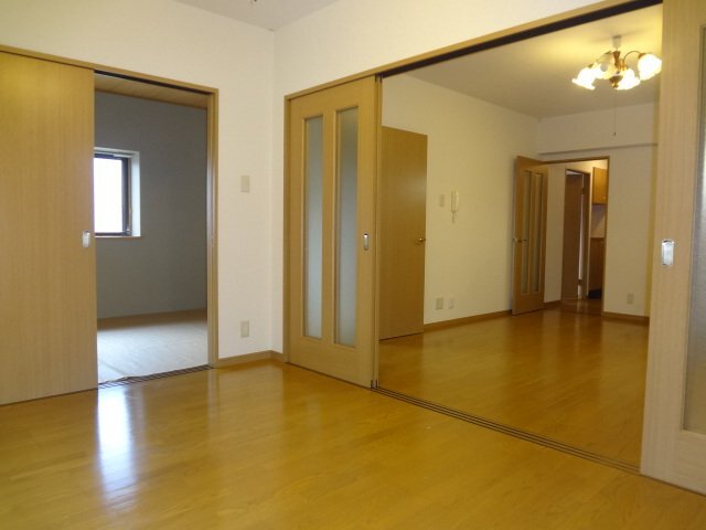 拡大写真:松阪市駅部田町 2階205の共有部分