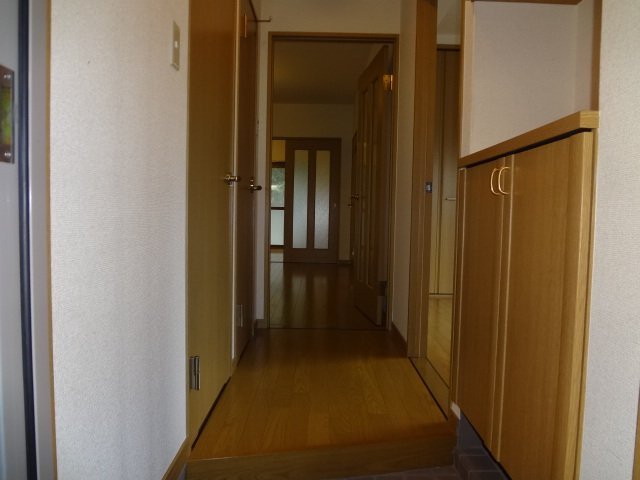 拡大写真:松阪市駅部田町 2階205の廊下