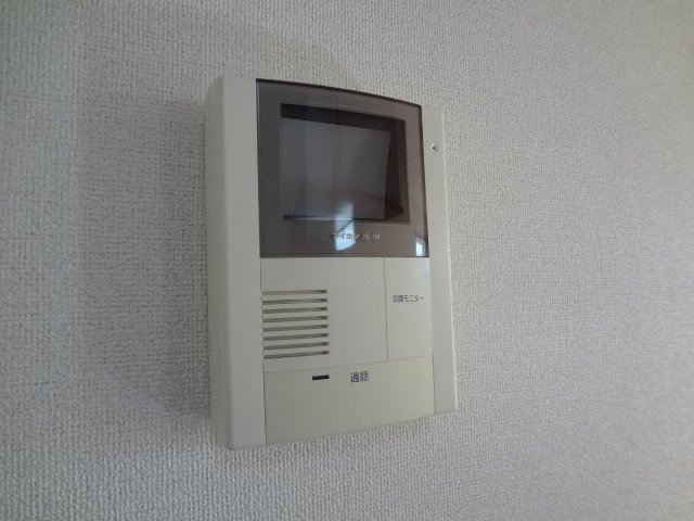 拡大写真:ルシヨン D棟 1階101のカメラ付インターホン