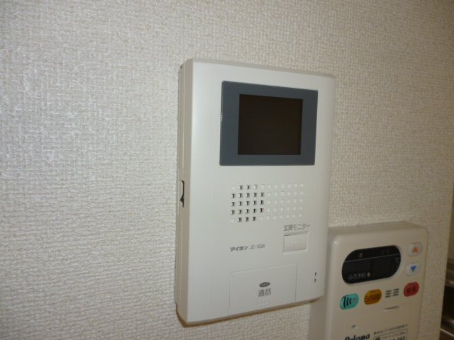 拡大写真:アルシュ Ⅰ 1階102のカメラ付インターホン