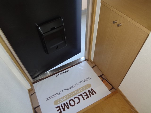 拡大写真：松阪市鎌田町 4階407の玄関
