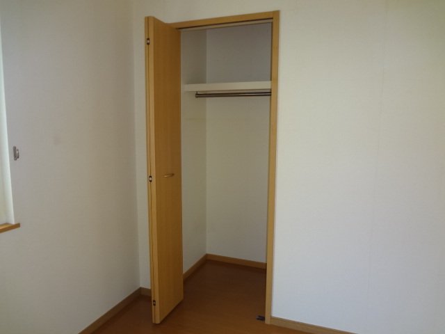 拡大写真：メッゾ　マーヴェラス　 1階B101のクローゼット