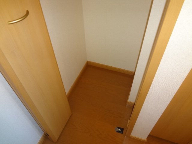 拡大写真：メッゾ　マーヴェラス　 1階B101の収納