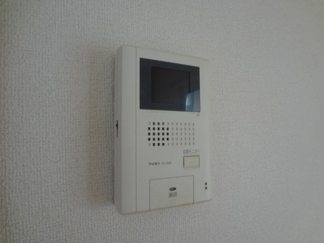 拡大写真：メッゾ　マーヴェラス　 1階B101のカメラ付インターホン