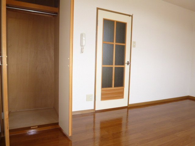 拡大写真:倉敷市連島町鶴新田 2階201の洋室