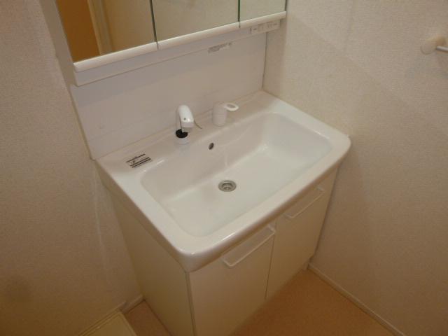 拡大写真:倉敷市福田町古新田 2階202の洗髪洗面化粧台
