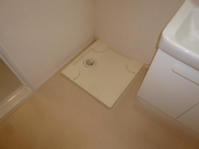 拡大写真:倉敷市福田町古新田 2階202の洗濯機置場