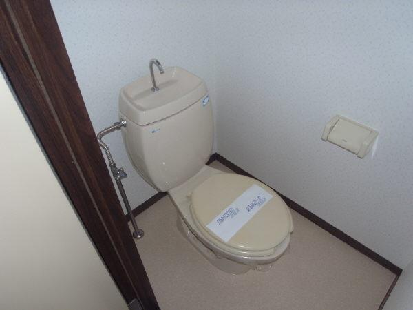 拡大写真:サンハイツ本郷 1階B102のトイレ(イメージ)