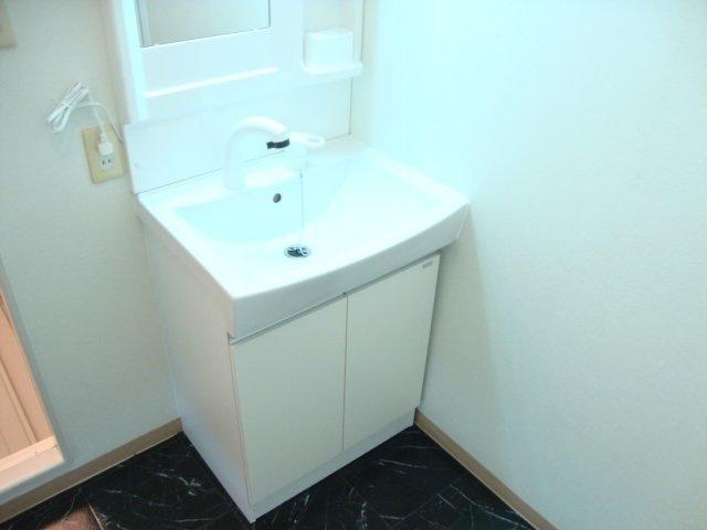 拡大写真:サンライズ御宿 1階102の洗面