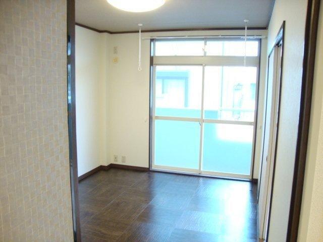 拡大写真:サンライズ御宿 1階102の室内
