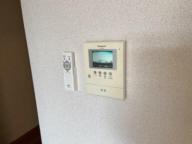 拡大写真:エンジェルウイング 2階203のセキュリティ