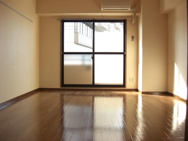 拡大写真：グランシャリオ 3階301の室内