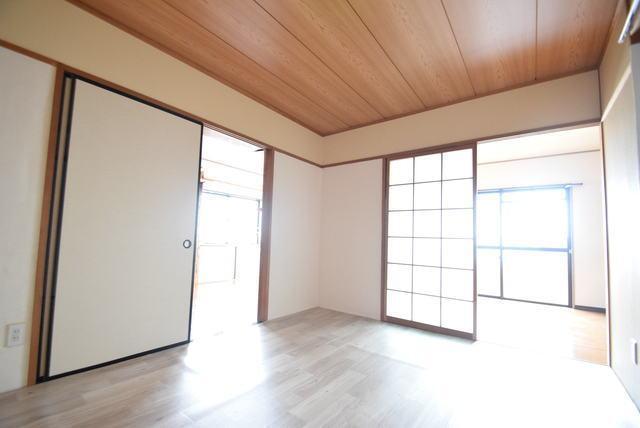 拡大写真:ガーデン山内5 5階501の室内
