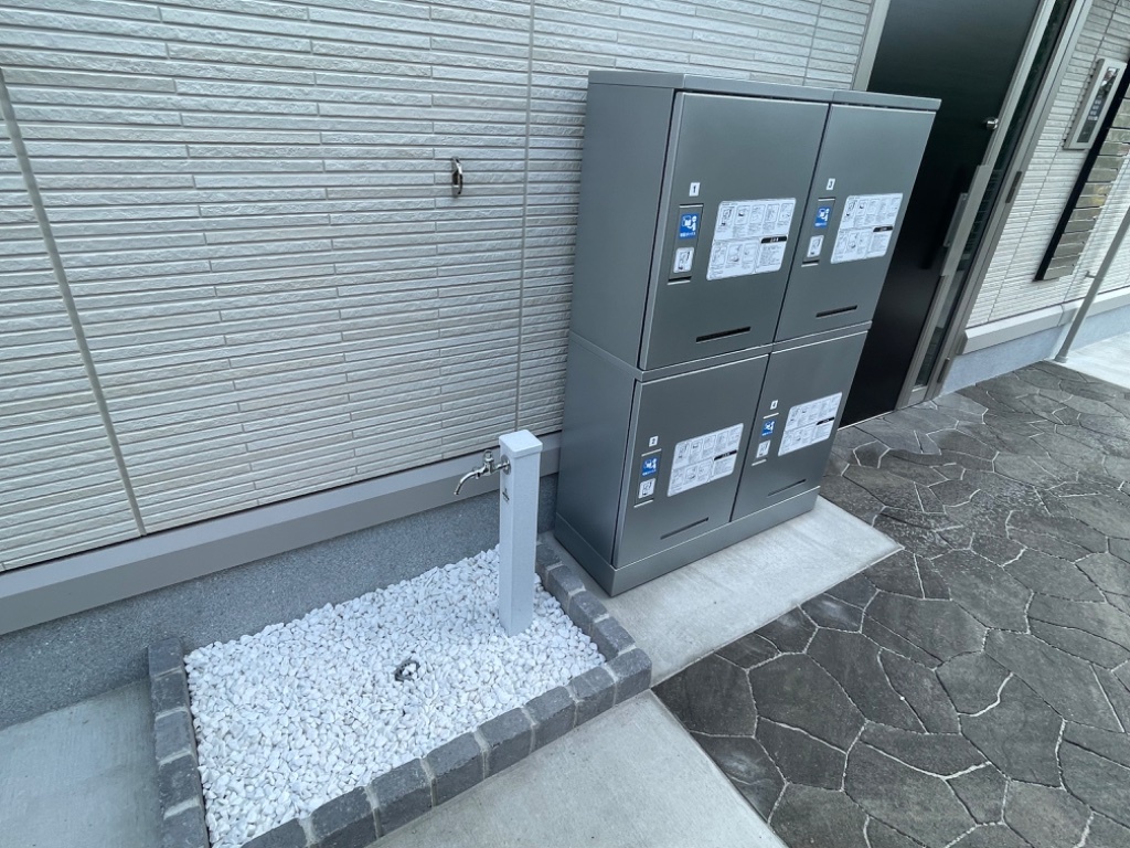 拡大写真:メゾン フローラ 1階103の共有部分