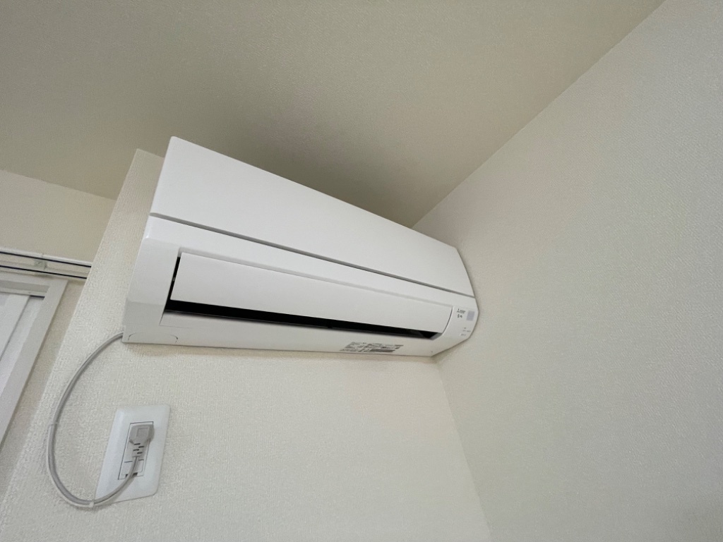拡大写真:メゾン フローラ 1階103のエアコン