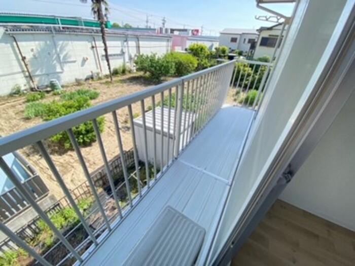 拡大写真:プレジール今枝 2階201のベランダ