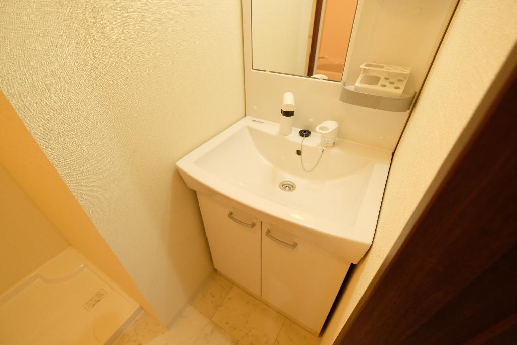 拡大写真:K Smart HISAI 7階702の洗面(イメージ)